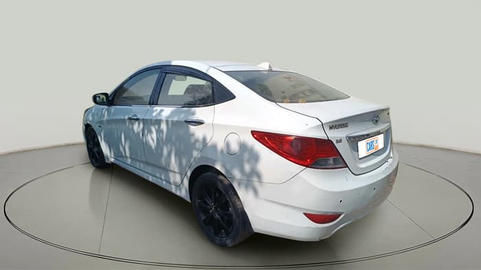 2012 Hyundai Verna FLUIDIC 1.6 CRDI SX, Diesel, Manual, 1,43,305 km, exterior