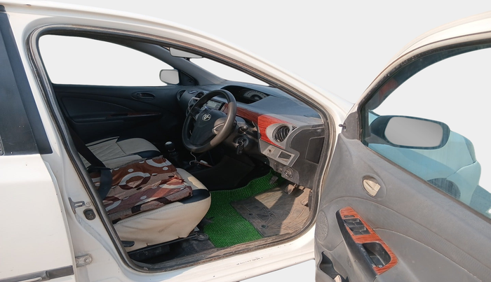 2012 Toyota Etios Liva GD, Diesel, Manual, 1,45,341 km, interior