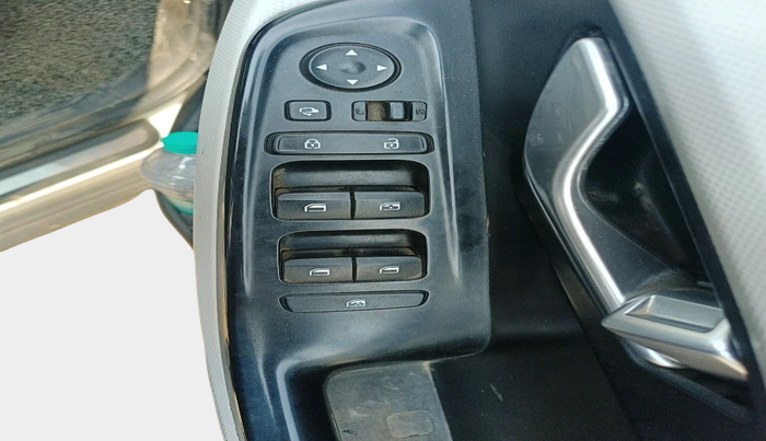 2020 Hyundai Creta SX (O) AT 1.5 DIESEL, Diesel, Automatic, 1,72,506 km, interior