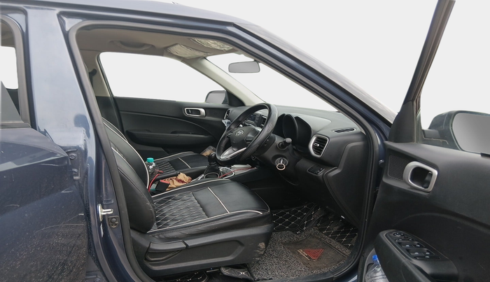 2022 Hyundai VENUE S 1.2, Petrol, Manual, 43,698 km, interior
