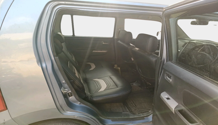 2011 Maruti Wagon R 1.0 VXI, Petrol, Manual, 1,87,851 km, interior