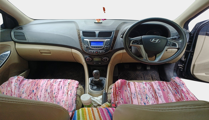 2011 Hyundai Verna FLUIDIC 1.6 CRDI EX, Diesel, Manual, 1,04,209 km, interior