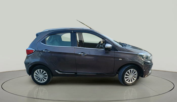 2017 Tata Tiago XT PETROL, Petrol, Manual, 66,143 km, exterior