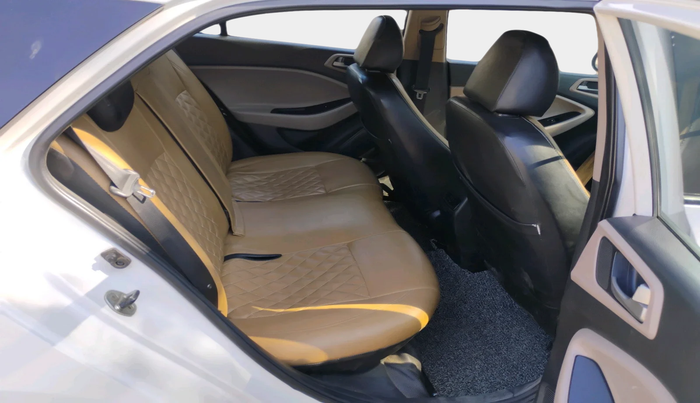 2018 Hyundai Elite i20 ASTA 1.4 CRDI (O), Diesel, Manual, 2,09,921 km, interior