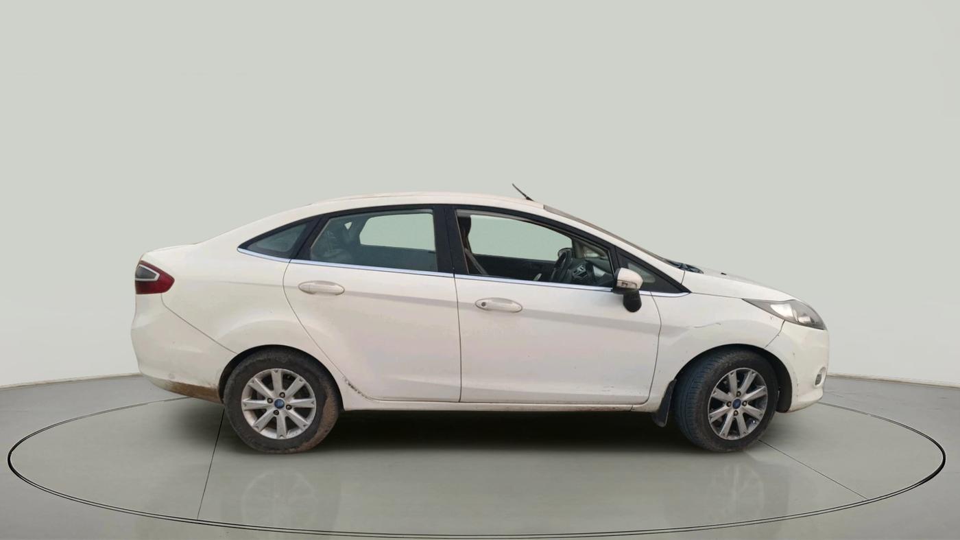 2011 Ford Fiesta TITANIUM DIESEL, Diesel, Manual, 2,10,000 km, exterior