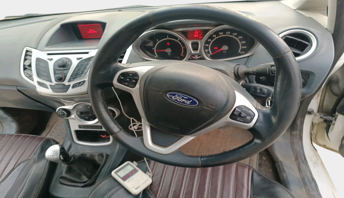 2011 Ford Fiesta TITANIUM DIESEL, Diesel, Manual, 2,10,000 km, interior
