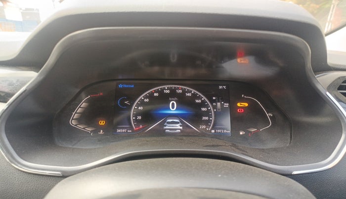 2023 Renault Kiger RXZ MT, Petrol, Manual, 34,597 km, interior