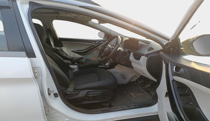 2022 Tata NEXON XZ PLUS (HS) DIESEL, Diesel, Manual, 81,498 km, interior