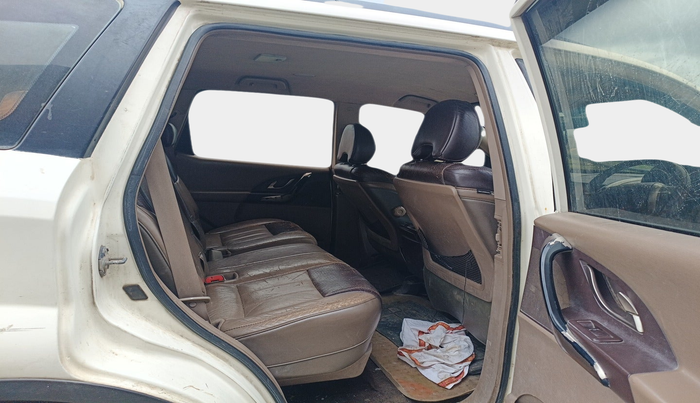 2012 Mahindra XUV500 W8, Diesel, Manual, 75,178 km, interior