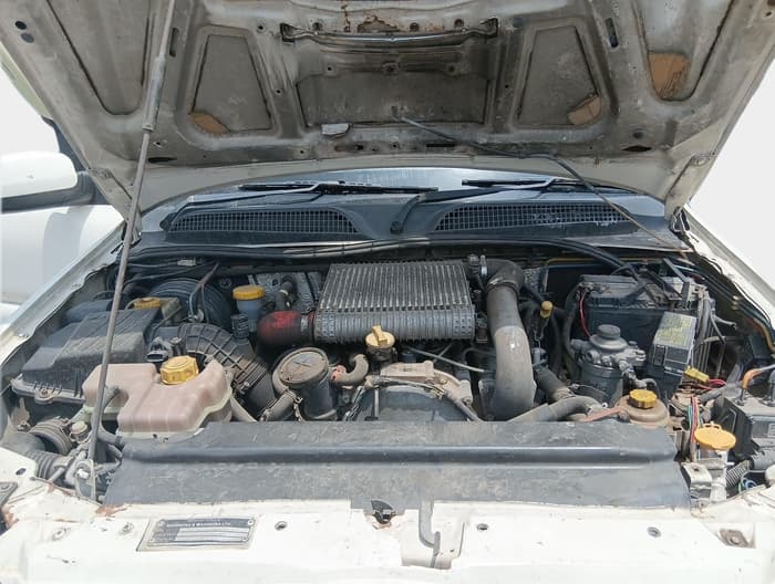 2010 Mahindra Scorpio VLX 2WD AIRBAG BS-III, Diesel, Manual, 1,99,338 km, exterior