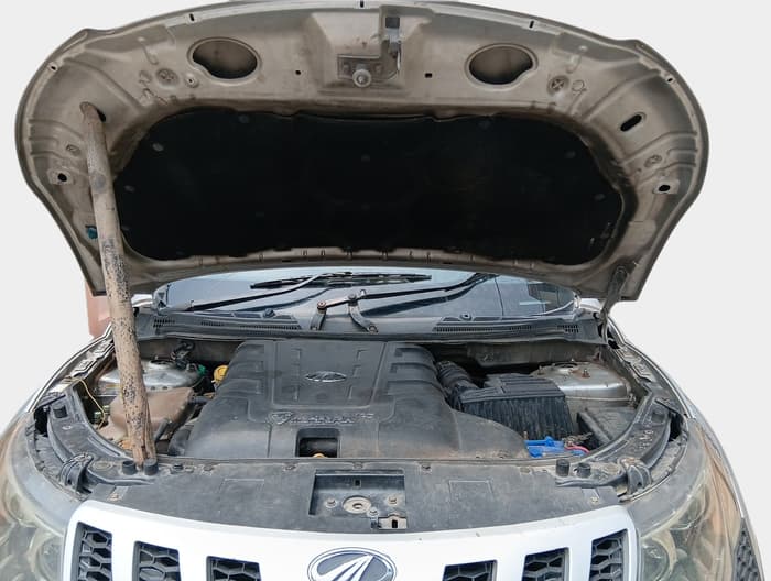 2011 Mahindra XUV500 W6, Diesel, Manual, 1,82,100 km, exterior