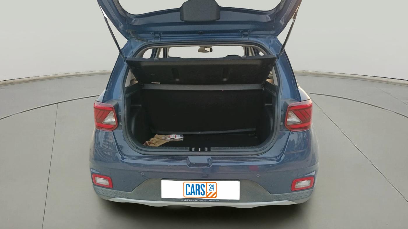 2022 Hyundai VENUE S 1.2, Petrol, Manual, 62,061 km, exterior