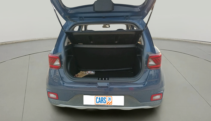 2022 Hyundai VENUE S 1.2, Petrol, Manual, 62,061 km, exterior