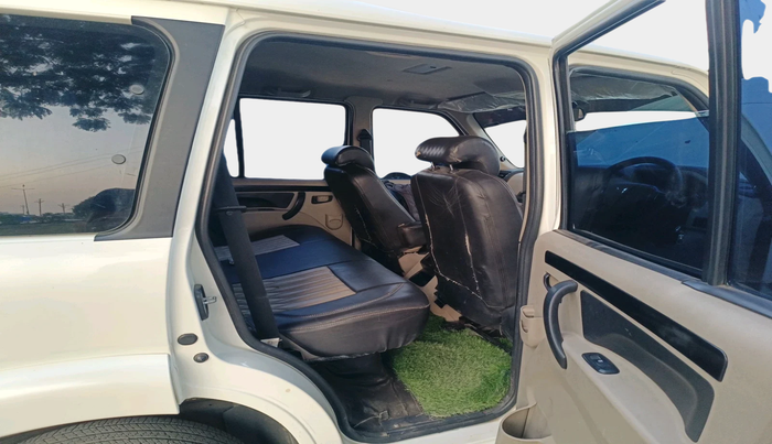 2022 Mahindra SCORPIO CLASSIC S11 7STR, Diesel, Manual, 43,519 km, interior