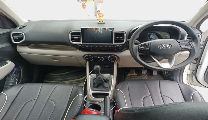 2023 Hyundai VENUE S(O) 1.2, Petrol, Manual, 22,963 km, interior