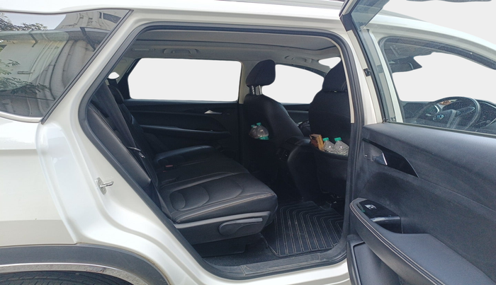 2019 MG HECTOR SHARP 1.5 DCT PETROL, Petrol, Automatic, 1,07,808 km, interior