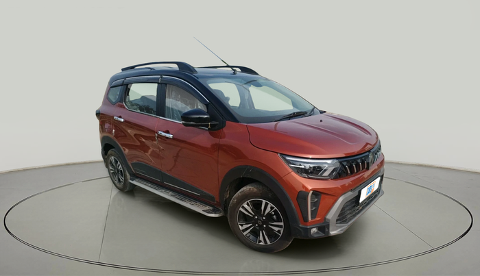 2025 Renault TRIBER Emotion, Petrol, Manual, 5,966 km, exterior