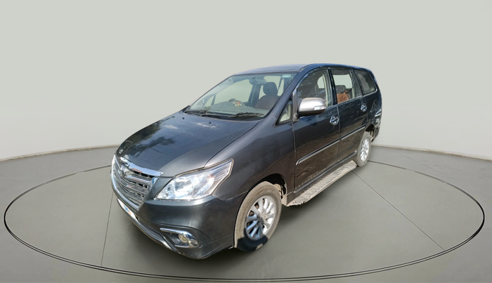 2013 Toyota Innova 2.5 VX 8 STR, Diesel, Manual, 3,54,960 km, exterior