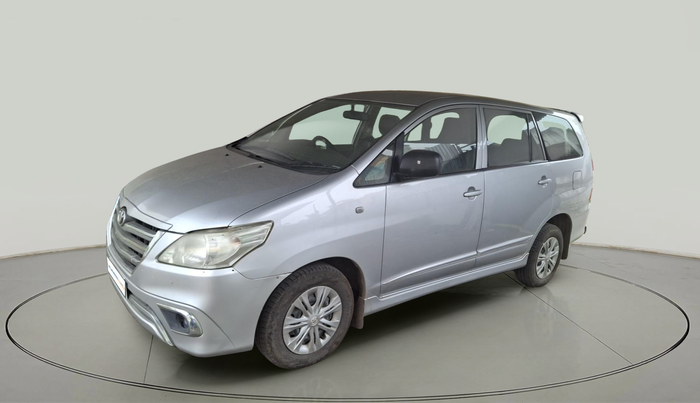 2014 Toyota Innova 2.5 GX 8 STR, Diesel, Manual, 1,11,458 km, exterior