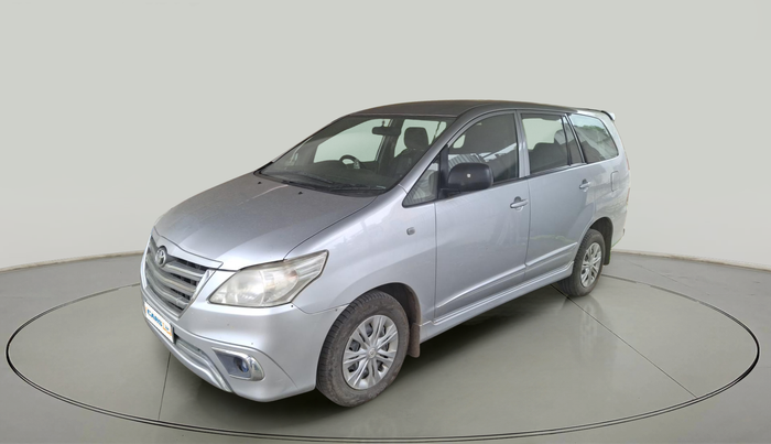 2014 Toyota Innova 2.5 GX 8 STR, Diesel, Manual, 1,11,458 km, exterior