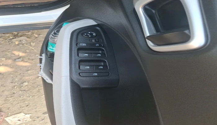 2023 Hyundai VENUE S PLUS 1.5 CRDI, Diesel, Manual, 22,895 km, interior