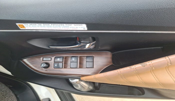 2021 Toyota Innova Crysta 2.4 G 8 STR, Diesel, Manual, 2,39,111 km, interior