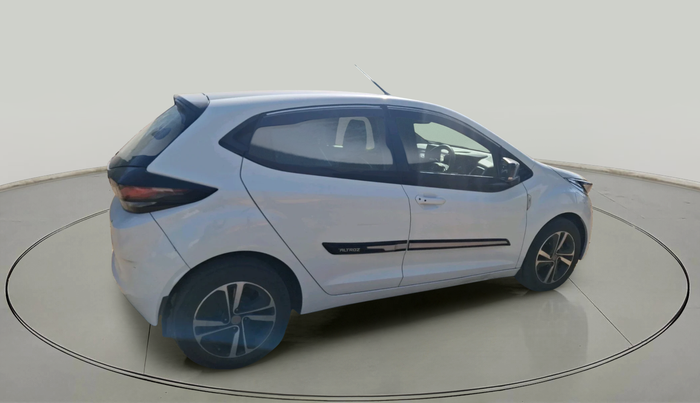 2022 Tata ALTROZ XZ PLUS DIESEL, Diesel, Manual, 1,21,798 km, exterior