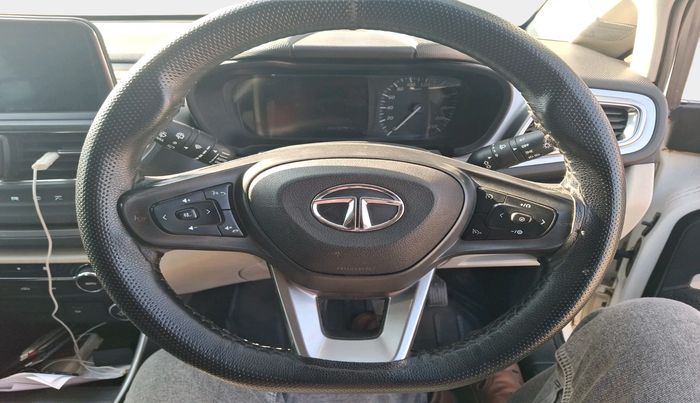 2022 Tata ALTROZ XZ PLUS DIESEL, Diesel, Manual, 1,21,798 km, interior