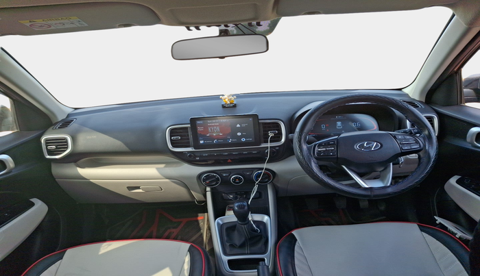 2024 Hyundai VENUE S(O) 1.2, Petrol, Manual, 19,601 km, interior