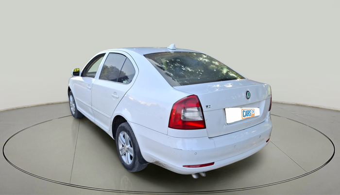 2010 Skoda Laura AMBIENTE 1.9 TDI MT, Diesel, Manual, 2,68,062 km, exterior