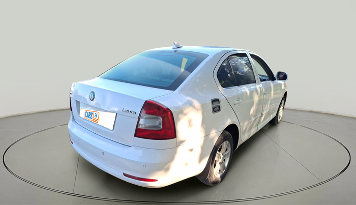 2010 Skoda Laura AMBIENTE 1.9 TDI MT, Diesel, Manual, 2,68,062 km, exterior