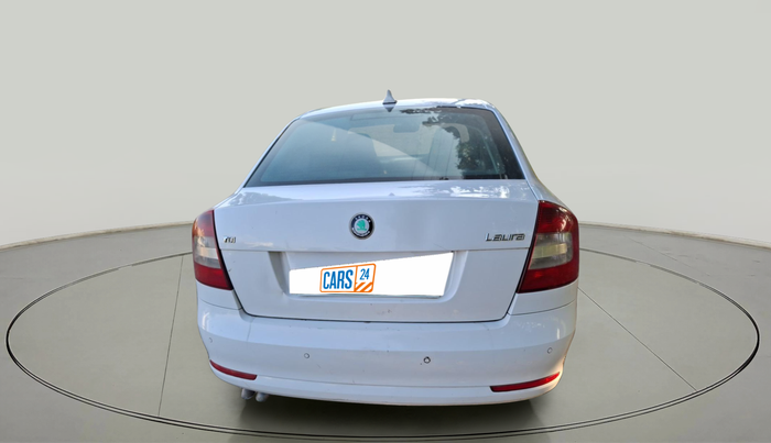 2010 Skoda Laura AMBIENTE 1.9 TDI MT, Diesel, Manual, 2,68,062 km, exterior