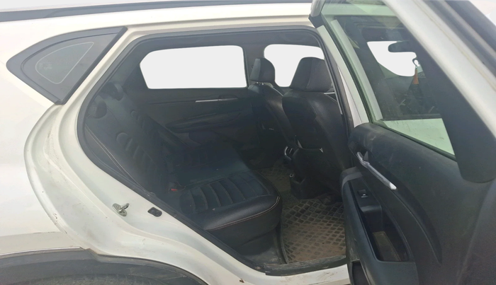 2020 KIA SONET HTK PLUS 1.2, Petrol, Manual, 1,25,720 km, interior