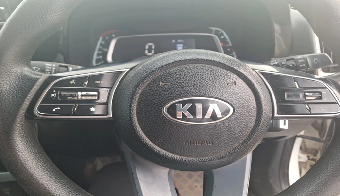 2020 KIA SONET HTK PLUS 1.2, Petrol, Manual, 1,25,720 km, interior