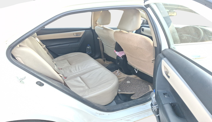 2015 Toyota Corolla Altis GL PETROL, Petrol, Manual, 94,331 km, interior