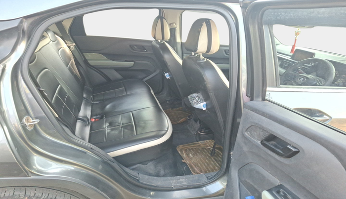 2022 Tata PUNCH ADVENTURE MT, Petrol, Manual, 57,360 km, interior