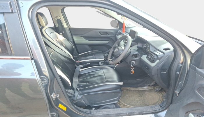 2022 Tata PUNCH ADVENTURE MT, Petrol, Manual, 57,360 km, interior