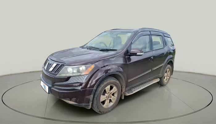 2015 Mahindra XUV500 W8, Diesel, Manual, 1,19,007 km, exterior