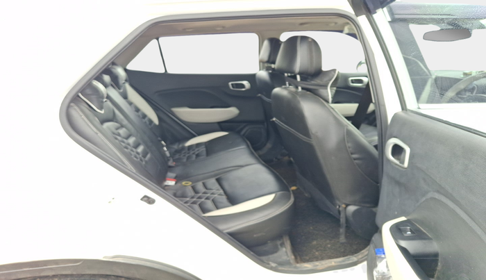 2025 Hyundai VENUE SX 1.2 PETROL, Petrol, Manual, 8,666 km, interior