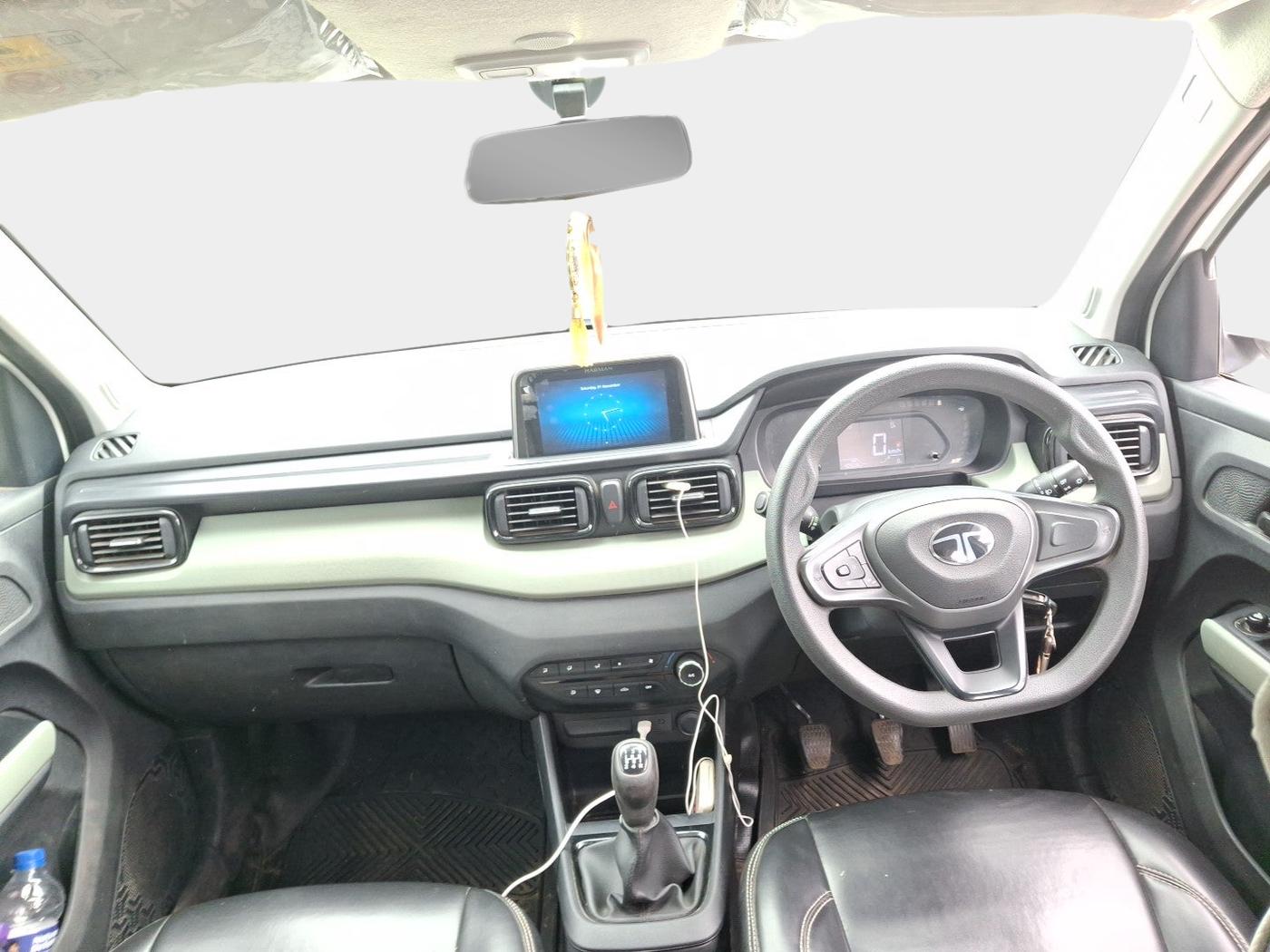 2024 Tata PUNCH ADVENTURE RHYTHM CNG, Petrol, Manual, 40,508 km, interior