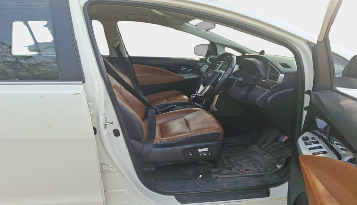 2020 Toyota Innova Crysta 2.4 ZX AT 7 STR, Diesel, Automatic, 90,989 km, interior