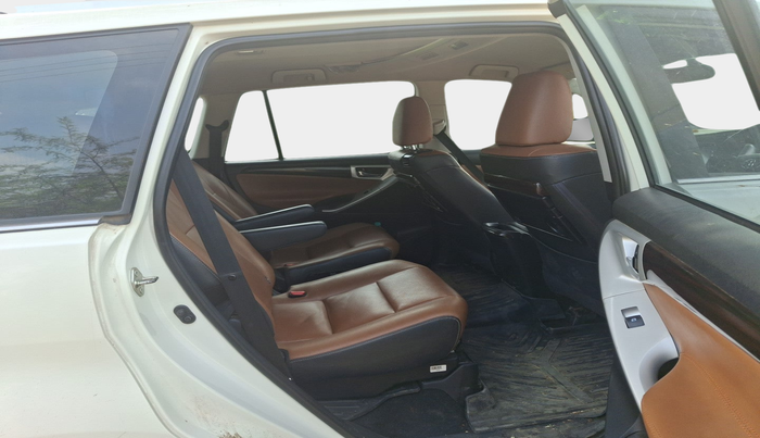 2020 Toyota Innova Crysta 2.4 ZX AT 7 STR, Diesel, Automatic, 90,989 km, interior