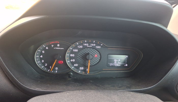 2019 Hyundai NEW SANTRO SPORTZ MT, Petrol, Manual, 1,24,706 km, interior