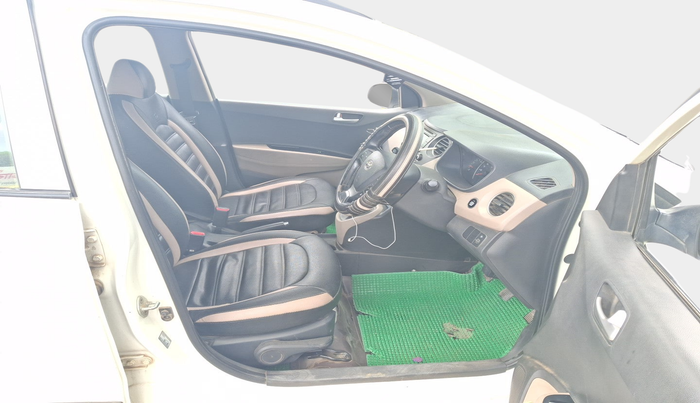 2016 Hyundai Grand i10 ASTA 1.1 CRDI, Diesel, Manual, 1,66,445 km, interior