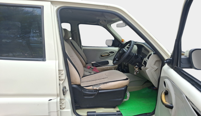 2018 Mahindra Scorpio S3, Diesel, Manual, 2,72,778 km, interior