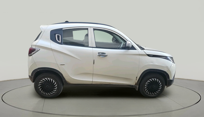 2017 Mahindra Kuv100 K4 D 6 STR, Diesel, Manual, 1,03,360 km, exterior