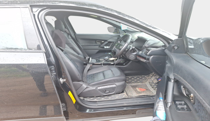 2024 Tata Safari ACCOMPLISHED DARK EDITION AT, Diesel, Automatic, 41,092 km, interior