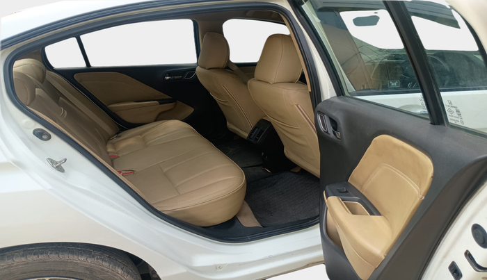 2018 Honda City 1.5L I-DTEC V, Diesel, Manual, 71,905 km, interior