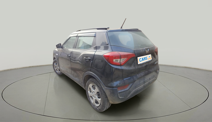 2024 Mahindra XUV300 W6 1.2 PETROL, Petrol, Manual, 20,376 km, exterior