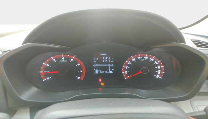 2024 Mahindra XUV300 W6 1.2 PETROL, Petrol, Manual, 20,376 km, interior